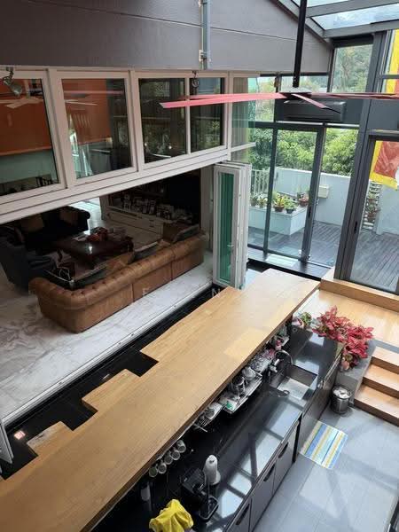 Sembawang Straits Estate, 4 Jalan Machang, Sembawang / Yishun, 5 Bedrooms, 3,500 sqft, Semi-Detached House For Sale, by Fernn Lim, 500260348 - Living Room - PropertyGuru.com.sg