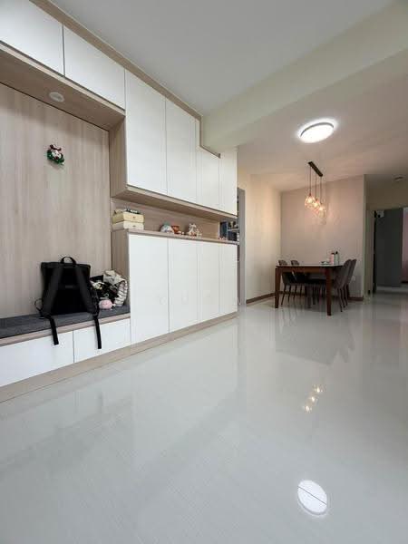 228B Punggol Field, 228B Punggol Field, Hougang / Punggol / Sengkang, 3 Bedrooms, 1,001 sqft, HDB Flat For Sale, by Yuna Lim, 500260349 - Dining Room - PropertyGuru.com.sg