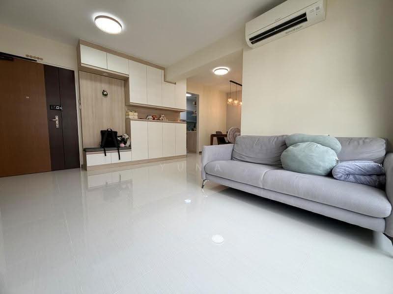 228B Punggol Field, 228B Punggol Field, Hougang / Punggol / Sengkang, 3 Bedrooms, 1,001 sqft, HDB Flat For Sale, by Yuna Lim, 500260349 - Living Room - PropertyGuru.com.sg