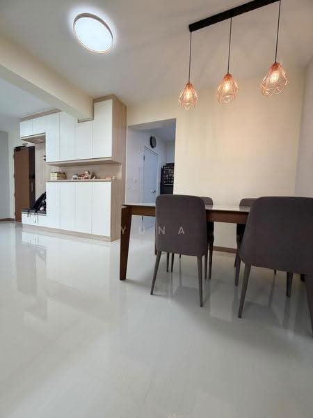 228B Punggol Field, 228B Punggol Field, Hougang / Punggol / Sengkang, 3 Bedrooms, 1,001 sqft, HDB Flat For Sale, by Yuna Lim, 500260349 - Dining Room - PropertyGuru.com.sg