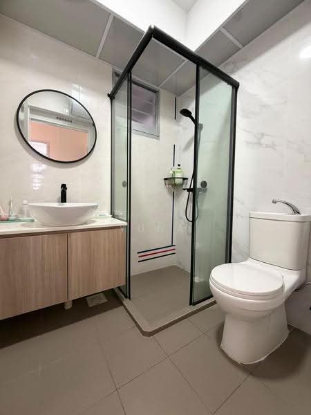 228B Punggol Field, 228B Punggol Field, Hougang / Punggol / Sengkang, 3 Bedrooms, 1,001 sqft, HDB Flat For Sale, by Yuna Lim, 500260349 - Bathroom - PropertyGuru.com.sg