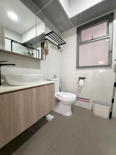 228B Punggol Field, 228B Punggol Field, Hougang / Punggol / Sengkang, 3 Bedrooms, 1,001 sqft, HDB Flat For Sale, by Yuna Lim, 500260349 - Bathroom - PropertyGuru.com.sg