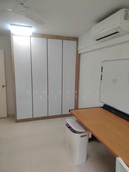 87 Commonwealth Close, 87 Commonwealth Close, Alexandra / Commonwealth, 2 Bedrooms, 624 sqft, HDB Flat For Rent, by RON SEOW, 500260355 - Study - PropertyGuru.com.sg