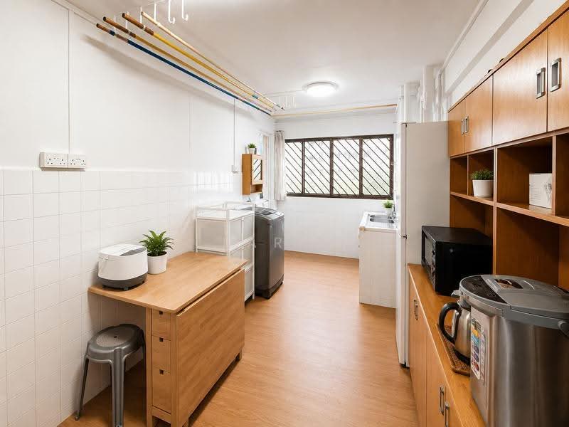 101 Jurong East Street 13, 101 Jurong East Street 13, Boon Lay / Jurong / Tuas, 2 Bedrooms, 732 sqft, HDB Flat For Sale, by Faris Hakim, 500260365 - Kitchen - PropertyGuru.com.sg