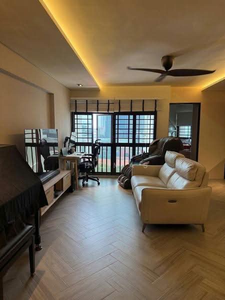 672B Klang Lane, 672B Klang Lane, Farrer Park / Serangoon Rd, 3 Bedrooms, 1,130 sqft, HDB Flat For Sale, by Thomas Lim, 500260373 - Living Room - PropertyGuru.com.sg