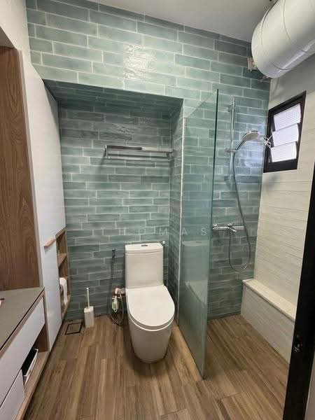 672B Klang Lane, 672B Klang Lane, Farrer Park / Serangoon Rd, 3 Bedrooms, 1,130 sqft, HDB Flat For Sale, by Thomas Lim, 500260373 - Bathroom - PropertyGuru.com.sg
