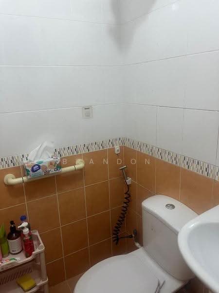 259 Bukit Batok East Avenue 4, 259 Bukit Batok East Avenue 4, Dairy Farm / Bukit Panjang / Choa Chu Kang, Room Rental, 150 sqft, HDB Flat For Rent, by Brandon Tan, 500260378 - Bathroom - PropertyGuru.com.sg