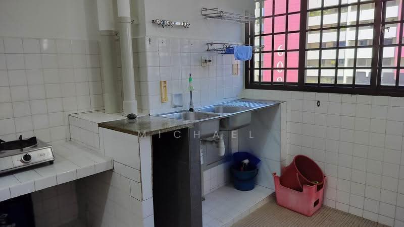 611 Ang Mo Kio Avenue 5, 611 Ang Mo Kio Avenue 5, Ang Mo Kio / Bishan / Thomson, 2 Bedrooms, 871 sqft, HDB Flat For Rent, by Michael Ong, 500260399 - PropertyGuru.com.sg