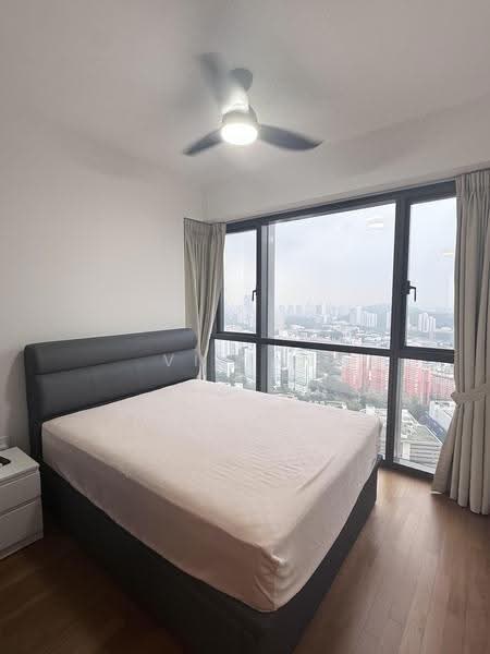 Stirling Residences, 21 Stirling Road, Alexandra / Commonwealth, 3 Bedrooms, 893 sqft, Condominium For Rent, by Vivian Sun, 500260407 - PropertyGuru.com.sg