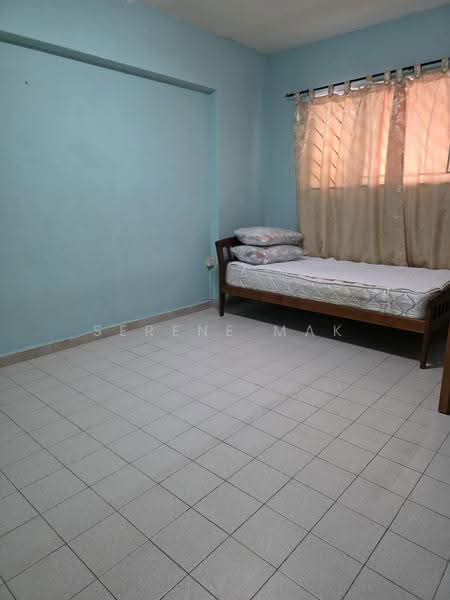 778 Yishun Avenue 2, 778 Yishun Avenue 2, Sembawang / Yishun, 2 Bedrooms, 797 sqft, HDB Flat For Rent, by Serene Mak, 500260424 - Bedroom - PropertyGuru.com.sg