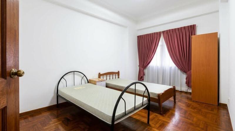 Chiltern Park, 135 Serangoon Avenue 3, Hougang / Punggol / Sengkang, 2 Bedrooms, 936 sqft, Condominium For Sale, by Kelly Low, 500260452 - Bedroom - PropertyGuru.com.sg