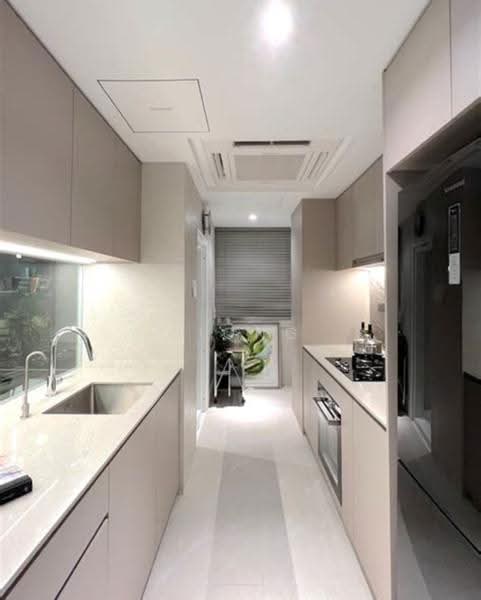Grand Dunman, 18 Dunman Road, East Coast / Marine Parade, 5 Bedrooms, 2,217 sqft, Condominium For Sale, by Tiong Poh Shien, 500260489 - Kitchen - PropertyGuru.com.sg