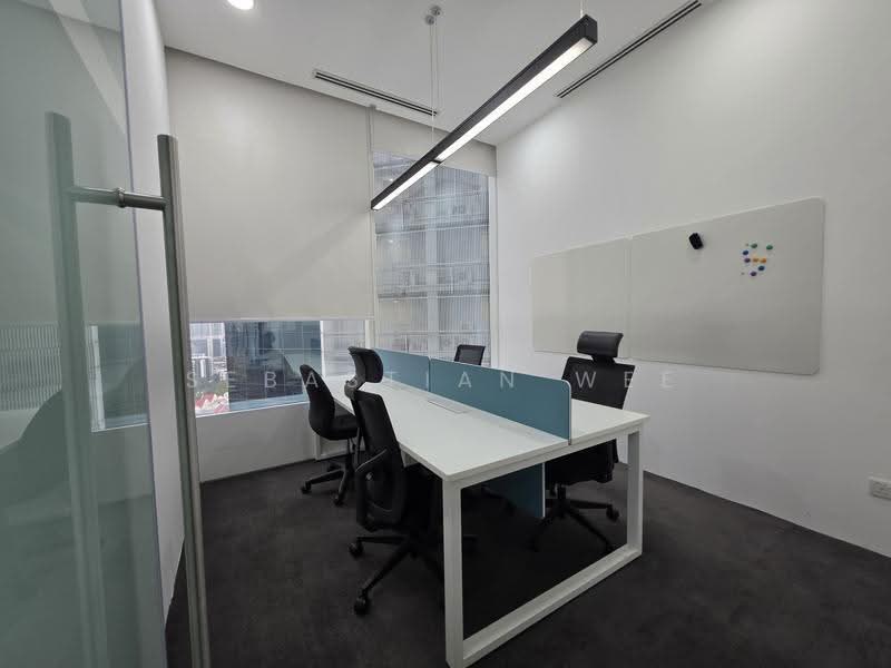 The Central, 6 Eu Tong Sen Street, Boat Quay / Raffles Place / Marina, 1,668 sqft, Office For Rent, by Sebastian Wee, 500260492 - Meeting Room - 2 - CommercialGuru.com.sg