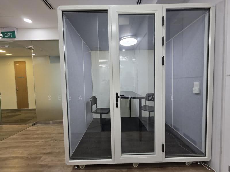 The Central, 6 Eu Tong Sen Street, Boat Quay / Raffles Place / Marina, 1,668 sqft, Office For Rent, by Sebastian Wee, 500260492 - Entrance - Sound Booth 2 - CommercialGuru.com.sg