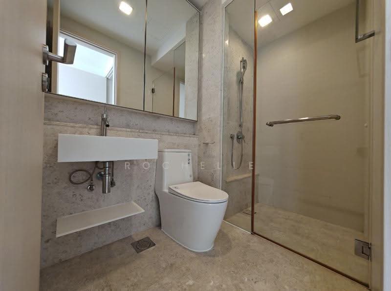The Azure, 201 Ocean Drive, Harbourfront / Telok Blangah, 3 Bedrooms, 1,711 sqft, Condominium For Rent, by Rochelle De S Meegolle, 500260498 - Bathroom - PropertyGuru.com.sg