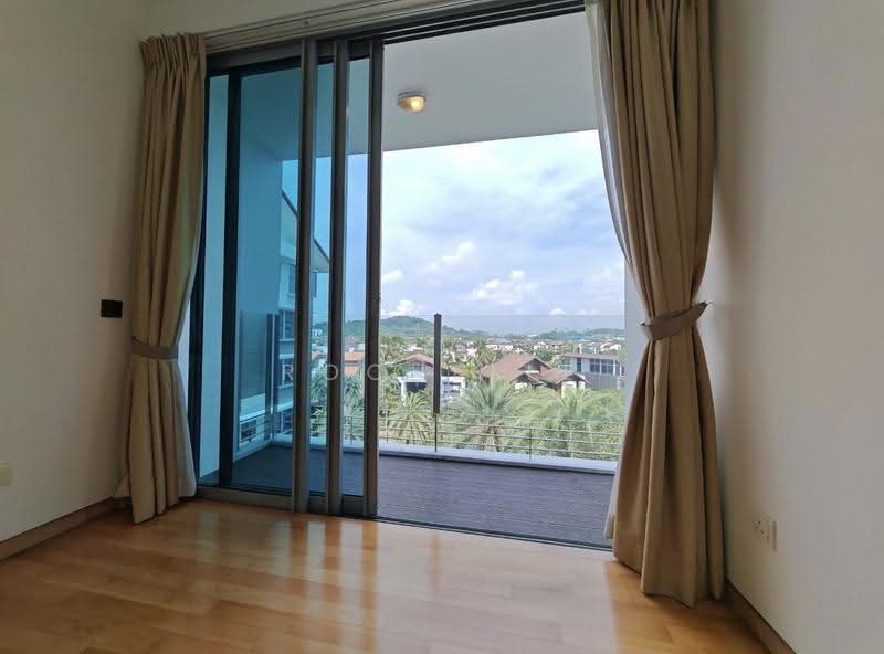 The Azure, 201 Ocean Drive, Harbourfront / Telok Blangah, 3 Bedrooms, 1,711 sqft, Condominium For Rent, by Rochelle De S Meegolle, 500260498 - Balcony - PropertyGuru.com.sg