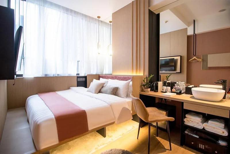 CHEAP BOUTIQUE HOTEL! Below $1M/Key Near Clarke Quay MRT, Hongkong street | Clark Quay | Boat Quay, Boat Quay / Raffles Place / Marina, 8,872 sqft, Shop / Shophouse For Sale, by Alvin Tan, 500260508 - Bedroom - CommercialGuru.com.sg