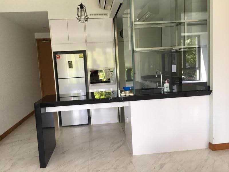 Waterfront Isle, 738 Bedok Reservoir Road, Bedok / Upper East Coast, 2 Bedrooms, 915 sqft, Condominium For Sale, by Tan Linda, 500260514 - Kitchen - PropertyGuru.com.sg