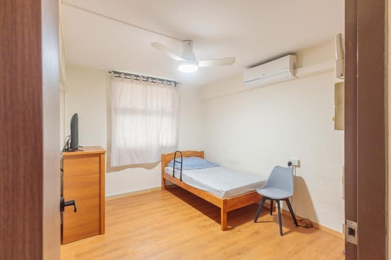 6 Jalan Batu, 6 Jalan Batu, East Coast / Marine Parade, 3 Bedrooms, 646 sqft, HDB Flat For Sale, by Lucas Loh, 500260518 - Bedroom - PropertyGuru.com.sg