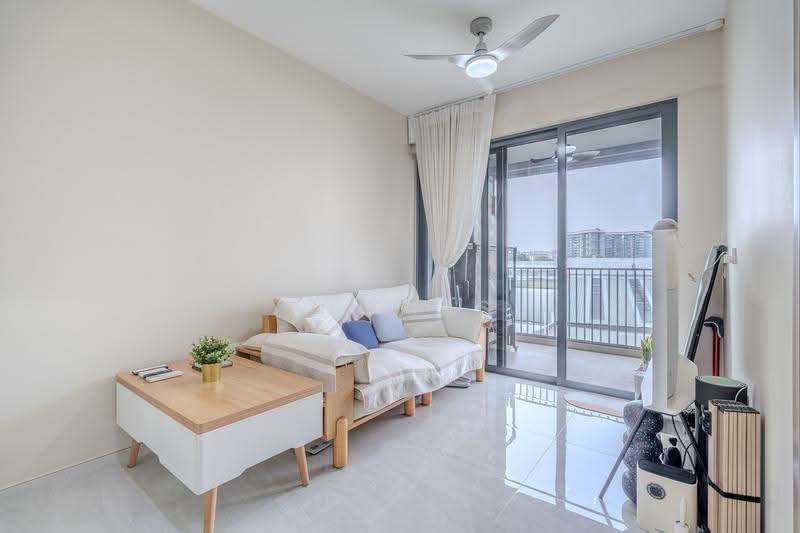 The Florence Residences, 87 Hougang Avenue 2, Hougang / Punggol / Sengkang, 1 Bedroom, 484 sqft, Condominium For Sale, by Thomas Lim, 500260535 - Living Room - PropertyGuru.com.sg