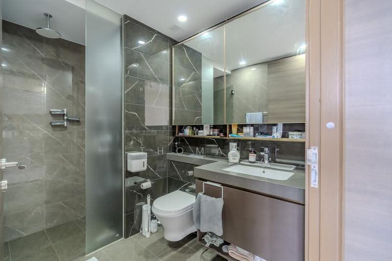 The Florence Residences, 87 Hougang Avenue 2, Hougang / Punggol / Sengkang, 1 Bedroom, 484 sqft, Condominium For Sale, by Thomas Lim, 500260535 - Bathroom - PropertyGuru.com.sg