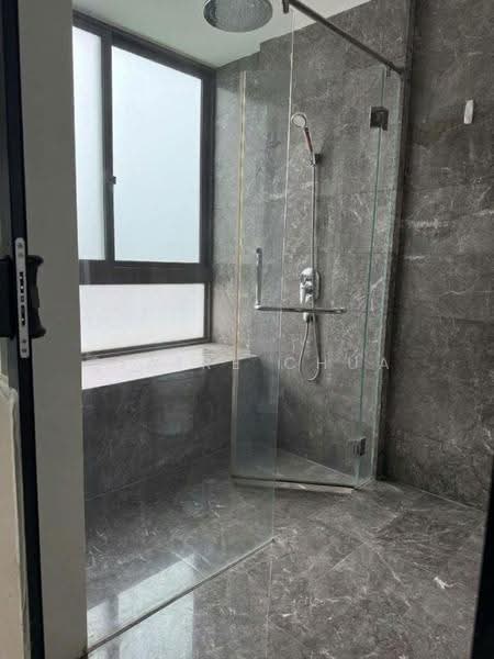 Stillz Residence, 15 Lorong 108 Changi, East Coast / Marine Parade, 2 Bedrooms, 1,098 sqft, Apartment For Rent, by Claire Chua, 500260536 - master Bathroom - PropertyGuru.com.sg