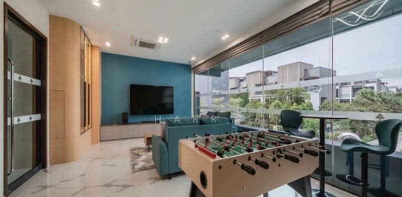 Belgravia Avenue, Seletar/ Yio Chu Kang, Seletar / Yio Chu Kang, 5 Bedrooms, 4,000 sqft, Semi-Detached House For Sale, by Harry Yap, 500260541 - Living Room - PropertyGuru.com.sg