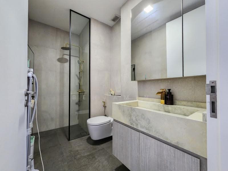 Seletar Park Residence, 21 Seletar Road, Seletar / Yio Chu Kang, 2 Bedrooms, 1,507 sqft, Condominium For Sale, by Benjamin Lim, 500260548 - Bathroom - PropertyGuru.com.sg