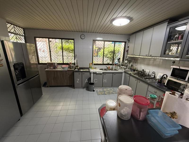 395 Upper Changi Road, 395 Upper Changi Road, Bedok / Upper East Coast, 4 Bedrooms, 2,739 sqft, Terraced House For Sale, by Zach Lin, 500260558 - Kitchen - PropertyGuru.com.sg