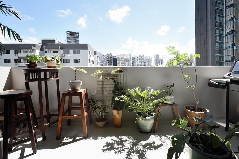 Orchard - Furnished Room! Rare Shared Home! 2 mins to MRT!, Orchard / River Valley, 1 Bedroom, 1,650 sqft, Apartment For Rent, by Jocelyn Wee, 500260566 - Balcony - PropertyGuru.com.sg