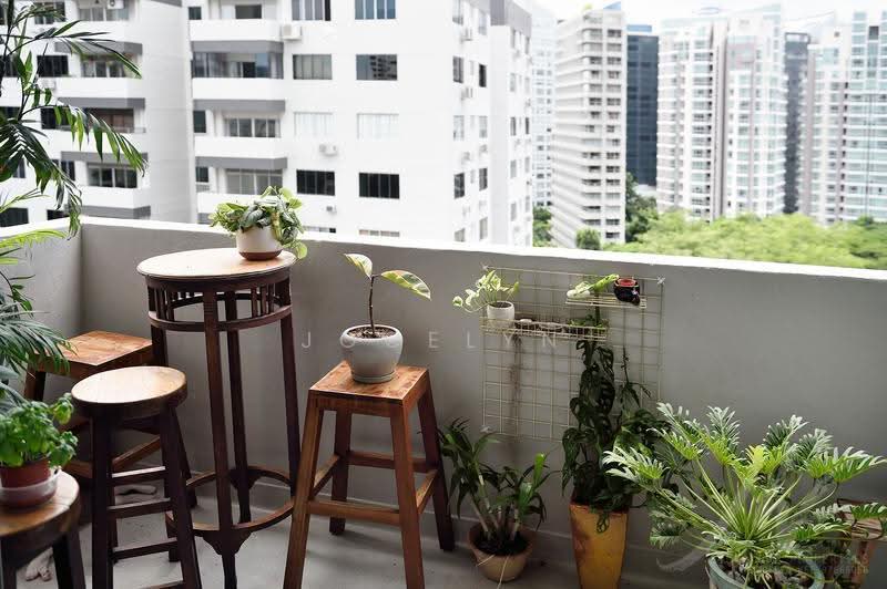 Orchard - Furnished Room! Rare Shared Home! 2 mins to MRT!, Orchard / River Valley, 1 Bedroom, 1,650 sqft, Apartment For Rent, by Jocelyn Wee, 500260566 - Balcony - PropertyGuru.com.sg