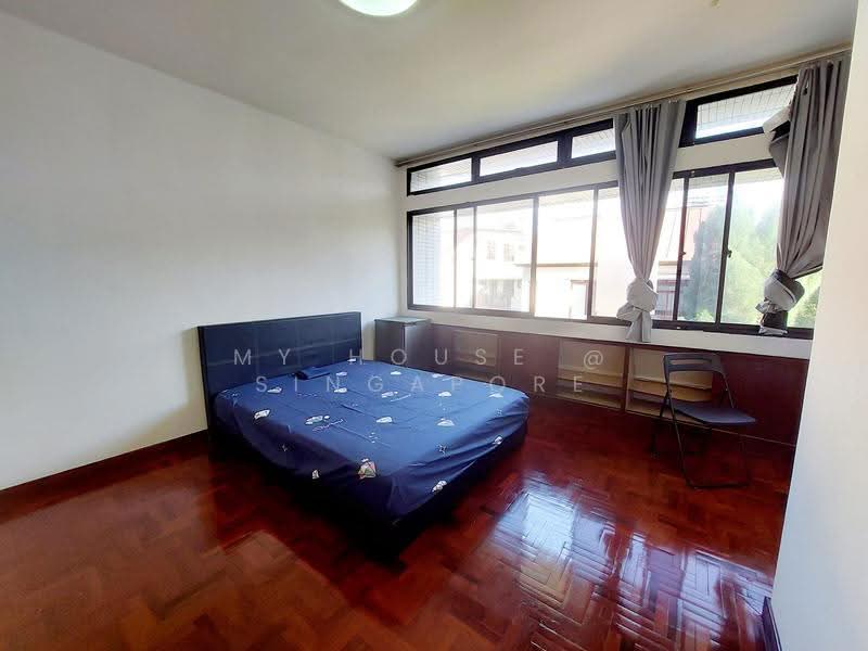 Siglap apartment, East Coast / Marine Parade, Room Rental, 149 sqft, Walk-up Apartment For Rent, by Desmond, 500260568 - Bedroom - PropertyGuru.com.sg