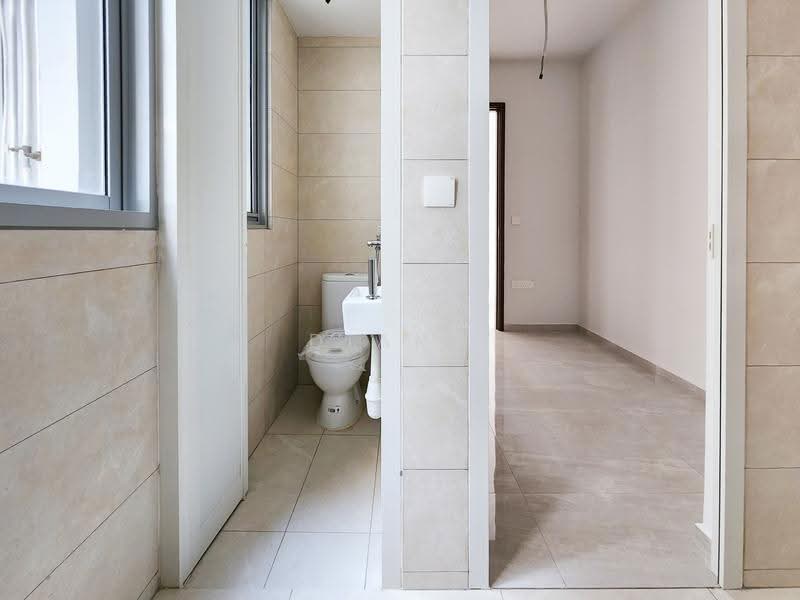 Grand Dunman, 18 Dunman Road, East Coast / Marine Parade, 3 Bedrooms, 1,098 sqft, Condominium For Rent, by Diana Teow, 500260570 - Bathroom - PropertyGuru.com.sg