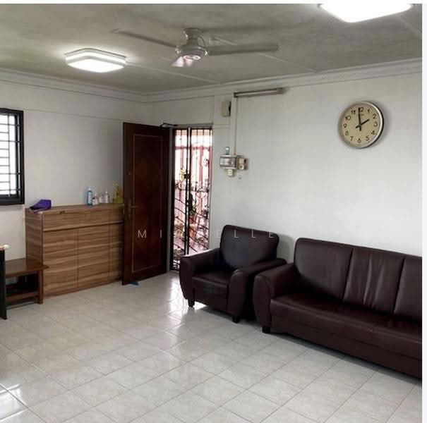 414 Ang Mo Kio Avenue 10, 414 Ang Mo Kio Avenue 10, Ang Mo Kio / Bishan / Thomson, Room Rental, 200 sqft, HDB Flat For Rent, by Michelle Lee, 500260573 - Living Room - PropertyGuru.com.sg