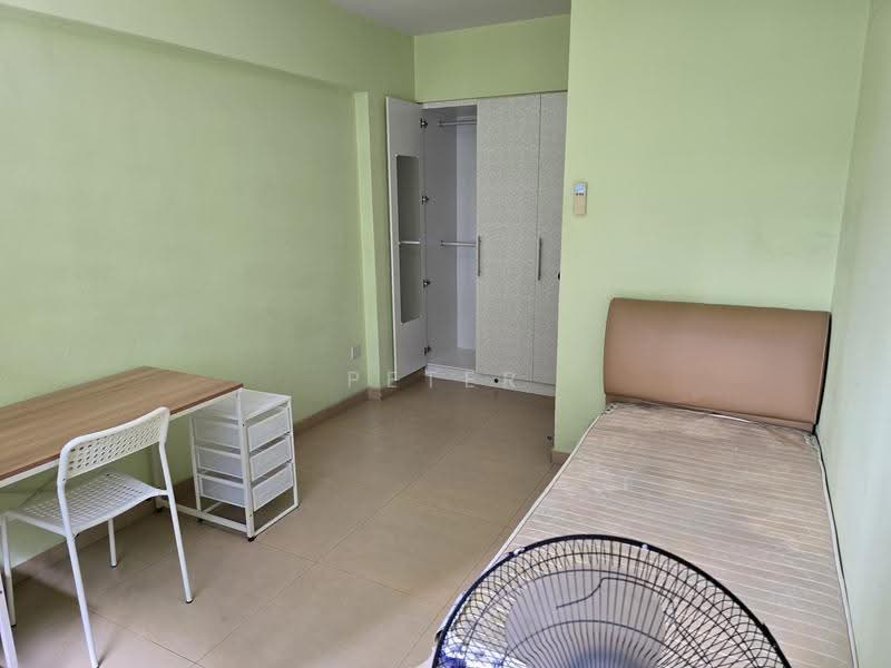274A Jurong West Avenue 3, 274A Jurong West Avenue 3, Boon Lay / Jurong / Tuas, Room Rental, 110 sqft, HDB Flat For Rent, by Peter Ng, 500260579 - Bedroom - PropertyGuru.com.sg