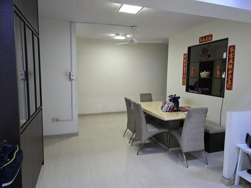 274A Jurong West Avenue 3, 274A Jurong West Avenue 3, Boon Lay / Jurong / Tuas, Room Rental, 110 sqft, HDB Flat For Rent, by Peter Ng, 500260579 - Dining Room - PropertyGuru.com.sg
