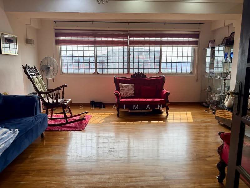 556 Jurong West Street 42, 556 Jurong West Street 42, Boon Lay / Jurong / Tuas, 3 Bedrooms, 1,614 sqft, HDB Flat For Sale, by Sulaiman Saad, 500260602 - Living Room - PropertyGuru.com.sg
