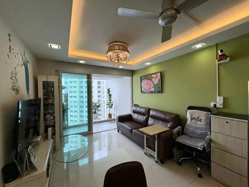 588C Ang Mo Kio Street 52, 588C Ang Mo Kio Street 52, Ang Mo Kio / Bishan / Thomson, 3 Bedrooms, 968 sqft, HDB Flat For Sale, by Yeo Tong Boon, 500260608 - Living Room - PropertyGuru.com.sg