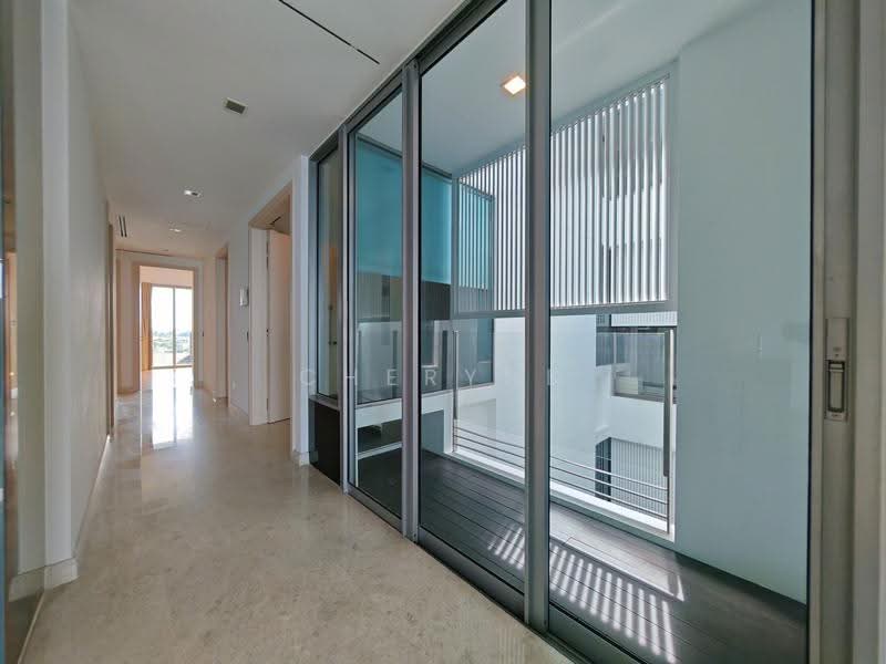 3 bedroom + HS sea facing Sentosa with private lift, Harbourfront / Telok Blangah, 3 Bedrooms, 1,711 sqft, Condominium For Rent, by Cheryne Hoo, 500260615 - Corridor - PropertyGuru.com.sg