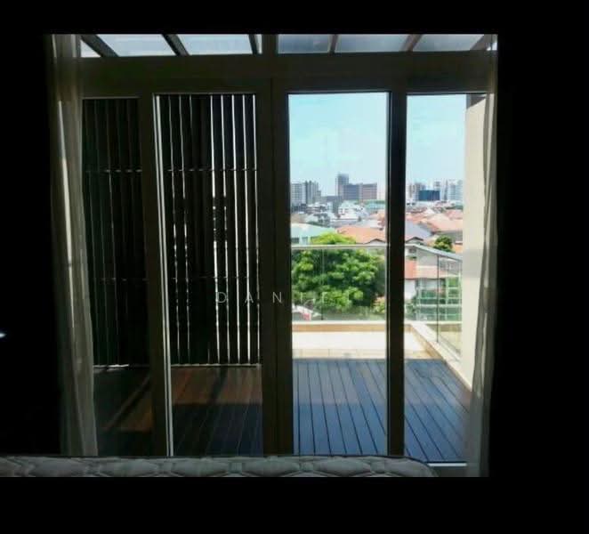 The Geranium, 31 Mangis Road, East Coast / Marine Parade, 3 Bedrooms, 1,755 sqft, Apartment For Rent, by Daniel Gay, 500260616 - Balcony - PropertyGuru.com.sg