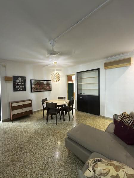 103 Henderson Crescent, 103 Henderson Crescent, Alexandra / Commonwealth, 3 Bedrooms, 797 sqft, HDB Flat For Sale, by Lenny C V, 500260618 - Living Room - PropertyGuru.com.sg