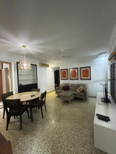103 Henderson Crescent, 103 Henderson Crescent, Alexandra / Commonwealth, 3 Bedrooms, 797 sqft, HDB Flat For Sale, by Lenny C V, 500260618 - Living Room - PropertyGuru.com.sg