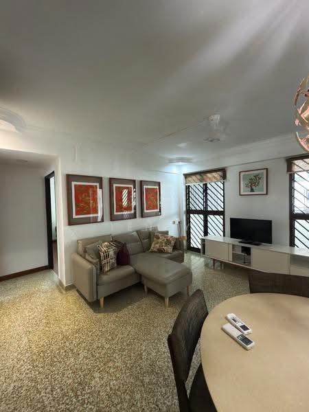 103 Henderson Crescent, 103 Henderson Crescent, Alexandra / Commonwealth, 3 Bedrooms, 797 sqft, HDB Flat For Sale, by Lenny C V, 500260618 - Living Room - PropertyGuru.com.sg