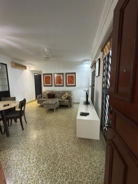 103 Henderson Crescent, 103 Henderson Crescent, Alexandra / Commonwealth, 3 Bedrooms, 797 sqft, HDB Flat For Sale, by Lenny C V, 500260618 - Living Room - PropertyGuru.com.sg