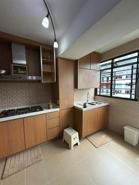 103 Henderson Crescent, 103 Henderson Crescent, Alexandra / Commonwealth, 3 Bedrooms, 797 sqft, HDB Flat For Sale, by Lenny C V, 500260618 - Kitchen - PropertyGuru.com.sg
