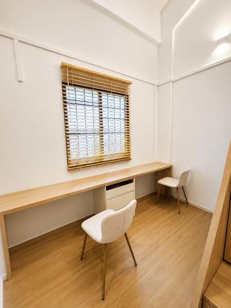 727 Ang Mo Kio Avenue 6, 727 Ang Mo Kio Avenue 6, Ang Mo Kio / Bishan / Thomson, 2 Bedrooms, 721 sqft, HDB Flat For Sale, by Delvin Ong, 500260643 - Study - PropertyGuru.com.sg