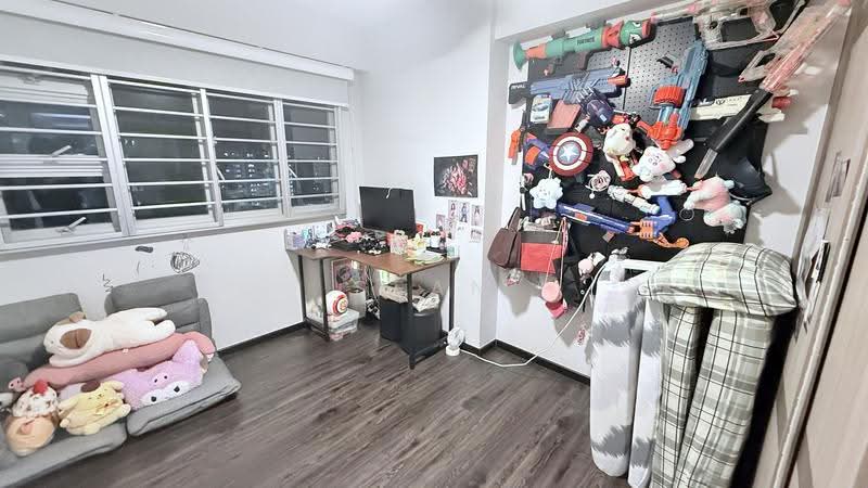 183C Woodlands Street 13, 183C Woodlands Street 13, Admiralty / Woodlands, 3 Bedrooms, 1,216 sqft, HDB Flat For Sale, by Sean Ng, 500260711 - Study - PropertyGuru.com.sg