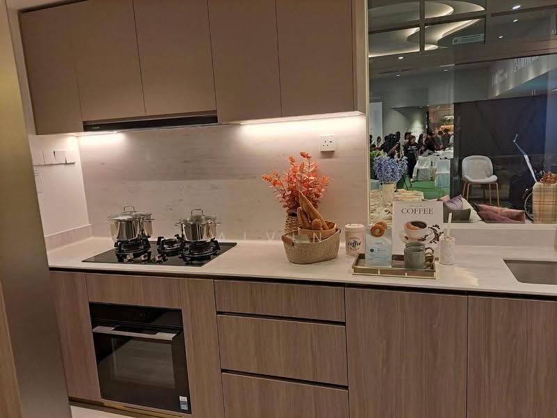 Hillock Green, 22-28 Lentor Central, Mandai / Upper Thomson, 2 Bedrooms, 657 sqft, Condominium For Sale, by Alvin Tyh, 500260719 - Kitchen - PropertyGuru.com.sg