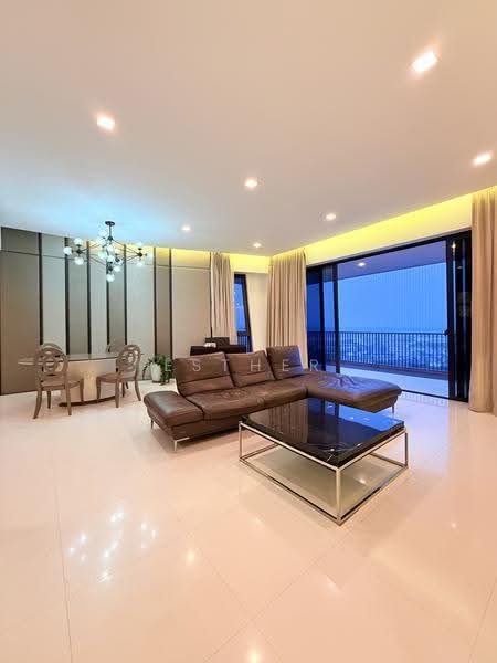 d'Leedon (Former Farrer Court), 13 Leedon Heights, Tanglin / Holland / Bukit Timah, 4 Bedrooms, 2,185 sqft, Condominium For Sale, by Esther Zou, 500260758 - PropertyGuru.com.sg