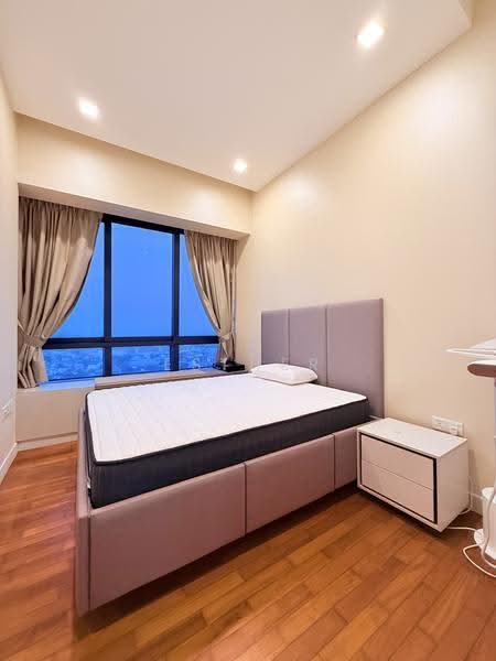 d'Leedon (Former Farrer Court), 13 Leedon Heights, Tanglin / Holland / Bukit Timah, 4 Bedrooms, 2,185 sqft, Condominium For Sale, by Esther Zou, 500260758 - PropertyGuru.com.sg
